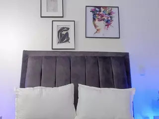 helen-moorex's Live Sex Cam Show