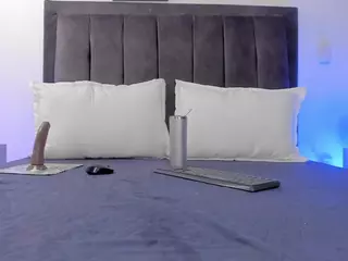 helen-moorex's Live Sex Cam Show
