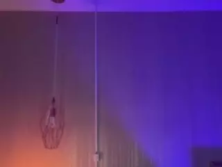 leoniewinters's Live Sex Cam Show