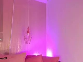 leoniewinters's Live Sex Cam Show