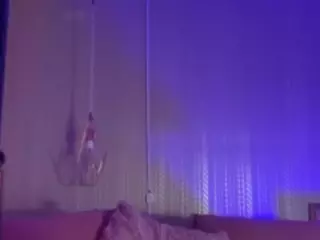 leoniewinters's Live Sex Cam Show