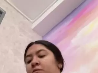 leoniewinters's Live Sex Cam Show