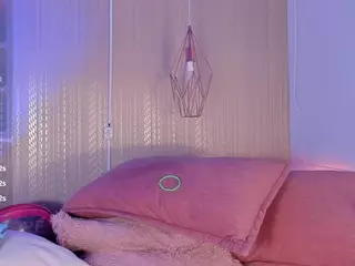 leoniewinters's Live Sex Cam Show