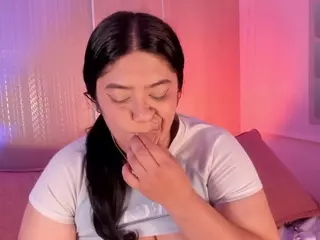 leoniewinters's Live Sex Cam Show