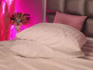 AnaisBloom's Live Sex Cam Show