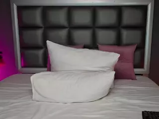 AnaisBloom's Live Sex Cam Show