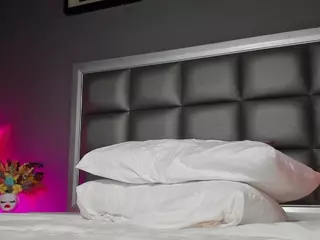 AnaisBloom's Live Sex Cam Show