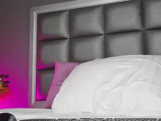 AnaisBloom's Live Sex Cam Show