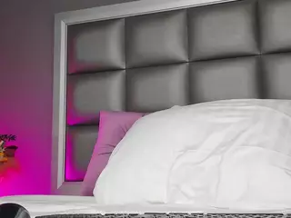 AnaisBloom's Live Sex Cam Show