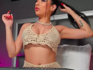 AnaisBloom's Live Sex Cam Show