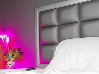 AnaisBloom's Live Sex Cam Show
