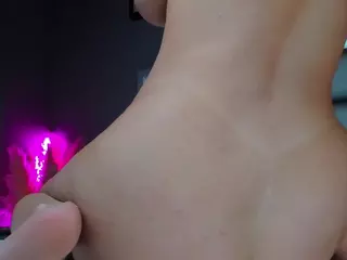 AnaisBloom's Live Sex Cam Show