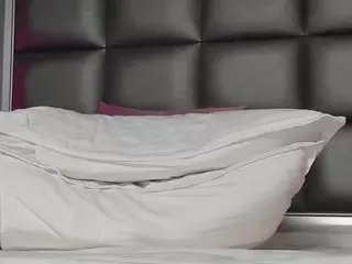 AnaisBloom's Live Sex Cam Show