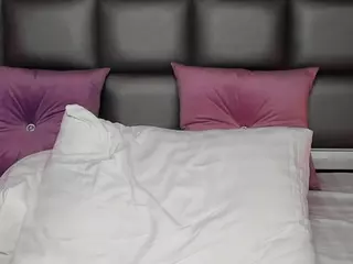 AnaisBloom's Live Sex Cam Show