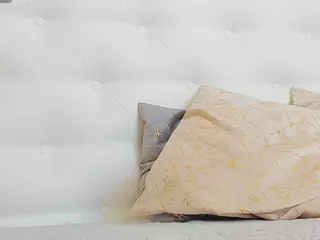 Karissia's Live Sex Cam Show