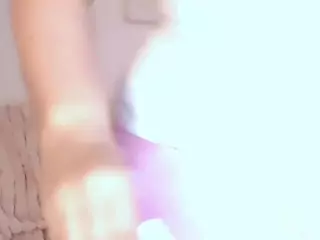 LauraSky's Live Sex Cam Show