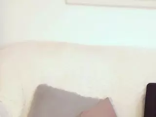 LauraSky's Live Sex Cam Show