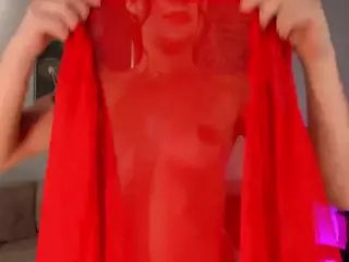 Gia Ferrera's Live Sex Cam Show