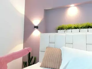 natalia-20's Live Sex Cam Show