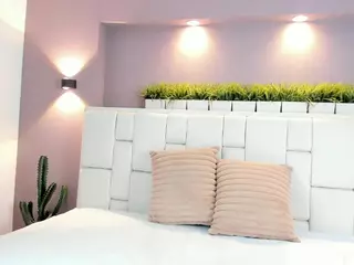 natalia-20's Live Sex Cam Show