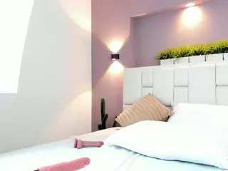 natalia-20's Live Sex Cam Show