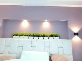 natalia-20's Live Sex Cam Show