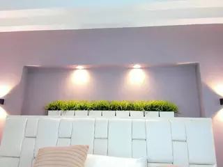 natalia-20's Live Sex Cam Show