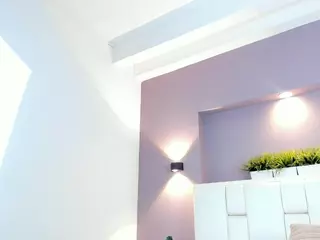 natalia-20's Live Sex Cam Show