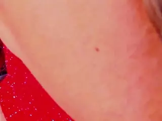 Anahira Solange's Live Sex Cam Show