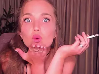 Deea's Live Sex Cam Show