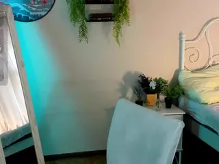 VictoriaCute's Live Sex Cam Show