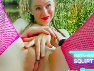 SansaStaark's Live Sex Cam Show