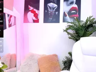 fioresantamaria's Live Sex Cam Show