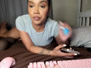 kameltoekitty's Live Sex Cam Show