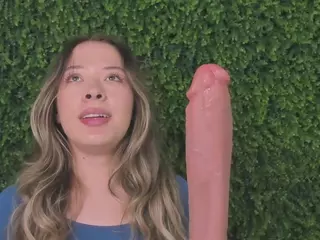 Chloe Dee's Live Sex Cam Show