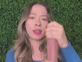 Chloe Dee's Live Sex Cam Show
