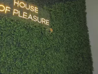 Chloe Dee's Live Sex Cam Show