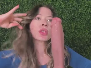 Chloe Dee's Live Sex Cam Show