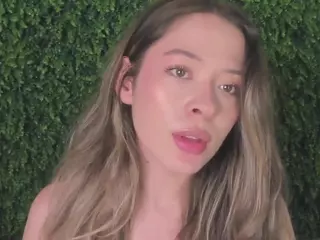 Chloe Dee's Live Sex Cam Show