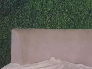 Chloe Dee's Live Sex Cam Show