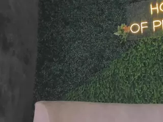 Chloe Dee's Live Sex Cam Show