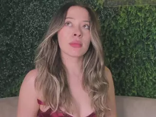 Chloe Dee's Live Sex Cam Show