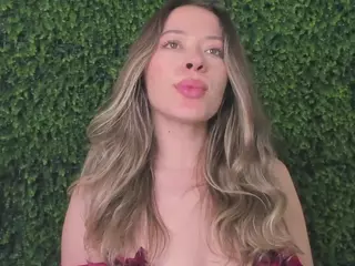 Chloe Dee's Live Sex Cam Show