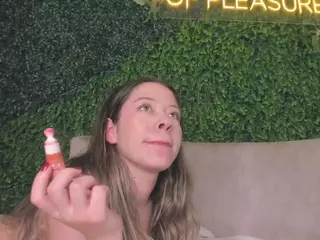 Chloe Dee's Live Sex Cam Show