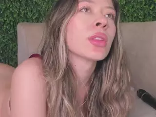 Chloe Dee's Live Sex Cam Show