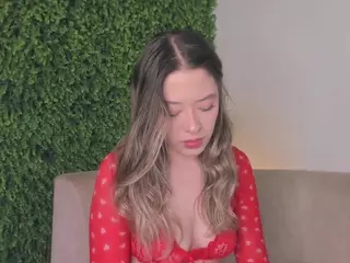 Chloe Dee's Live Sex Cam Show