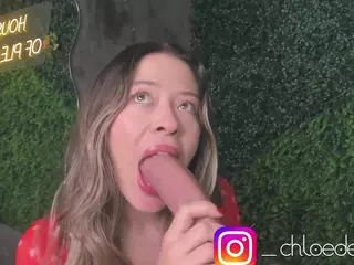 Chloe Dee's Live Sex Cam Show