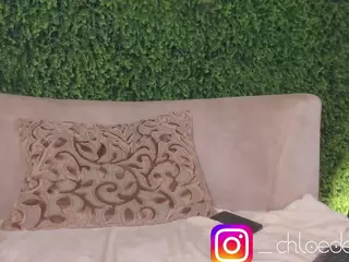 Chloe Dee's Live Sex Cam Show