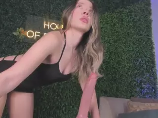 Chloe Dee's Live Sex Cam Show