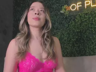 Chloe Dee's Live Sex Cam Show